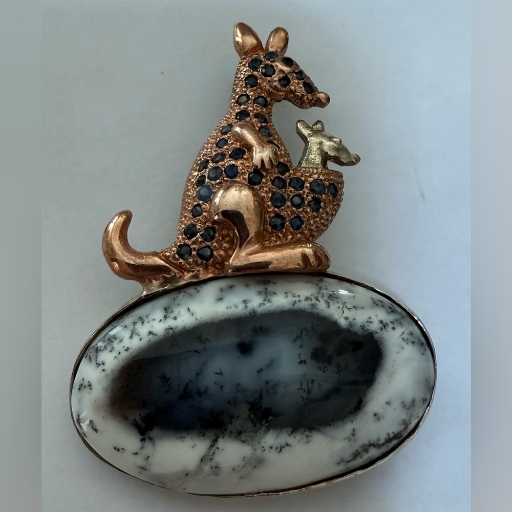 Sterling & DENDRITIC OPAL  Momma Kangaroo & Joey Pin Brooch Blue Rhinestones